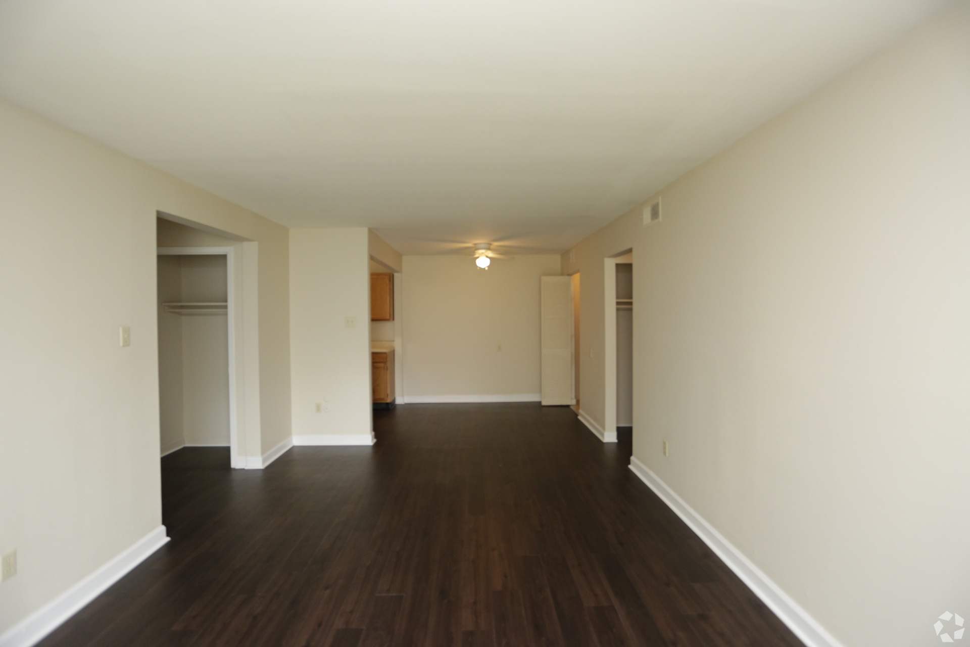 Rivertrails Apartments living room in Saint Louis, MO
